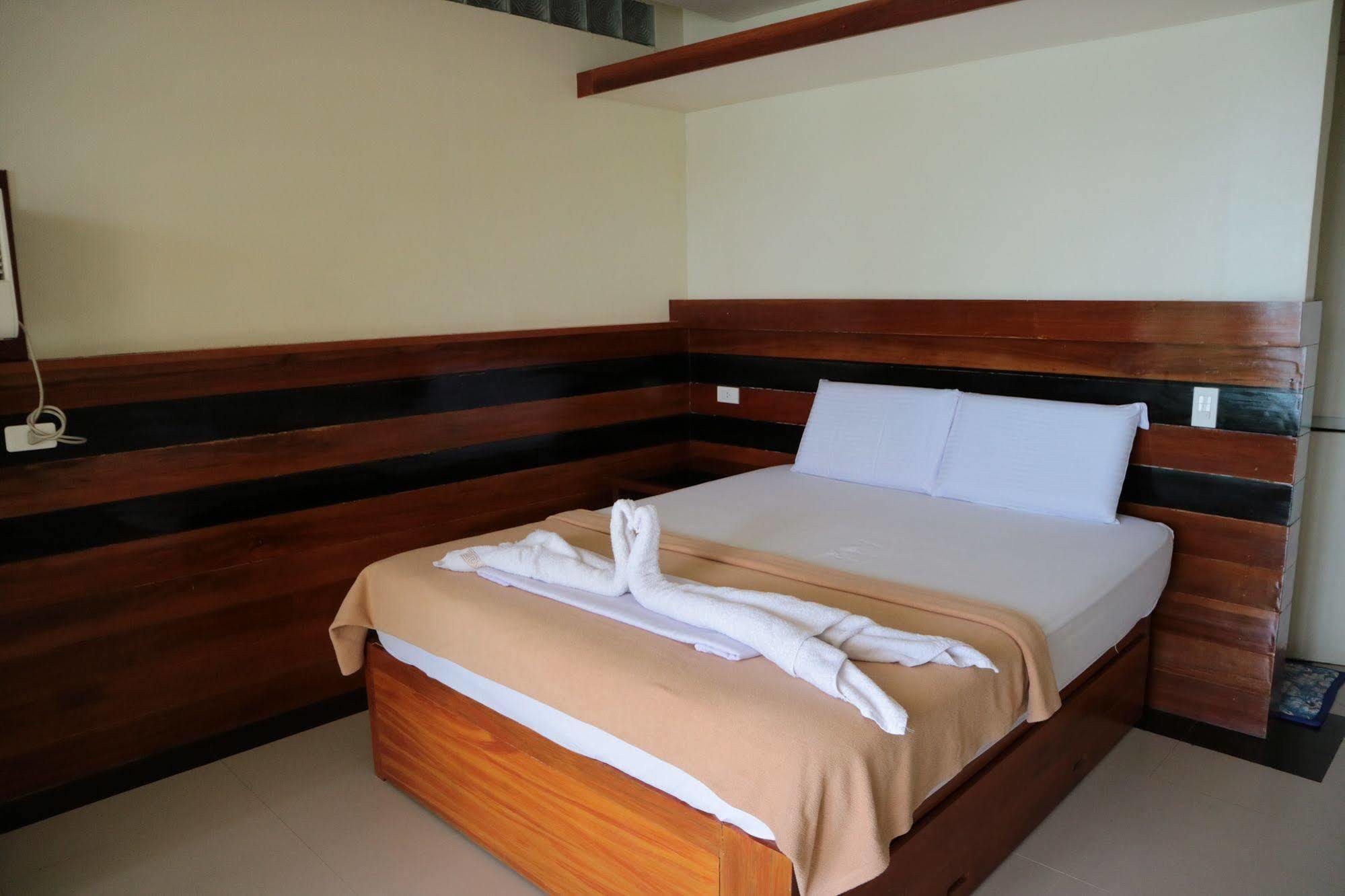 Rainforest Beach Hotel El Nido Buitenkant foto